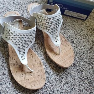 White Mountain Arnette Wedge Sandals Size 11